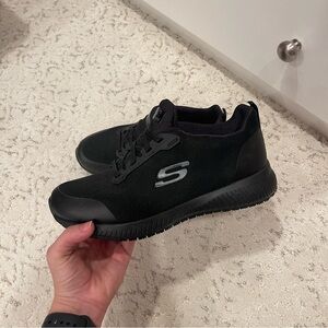 Non Slip Sketchers
